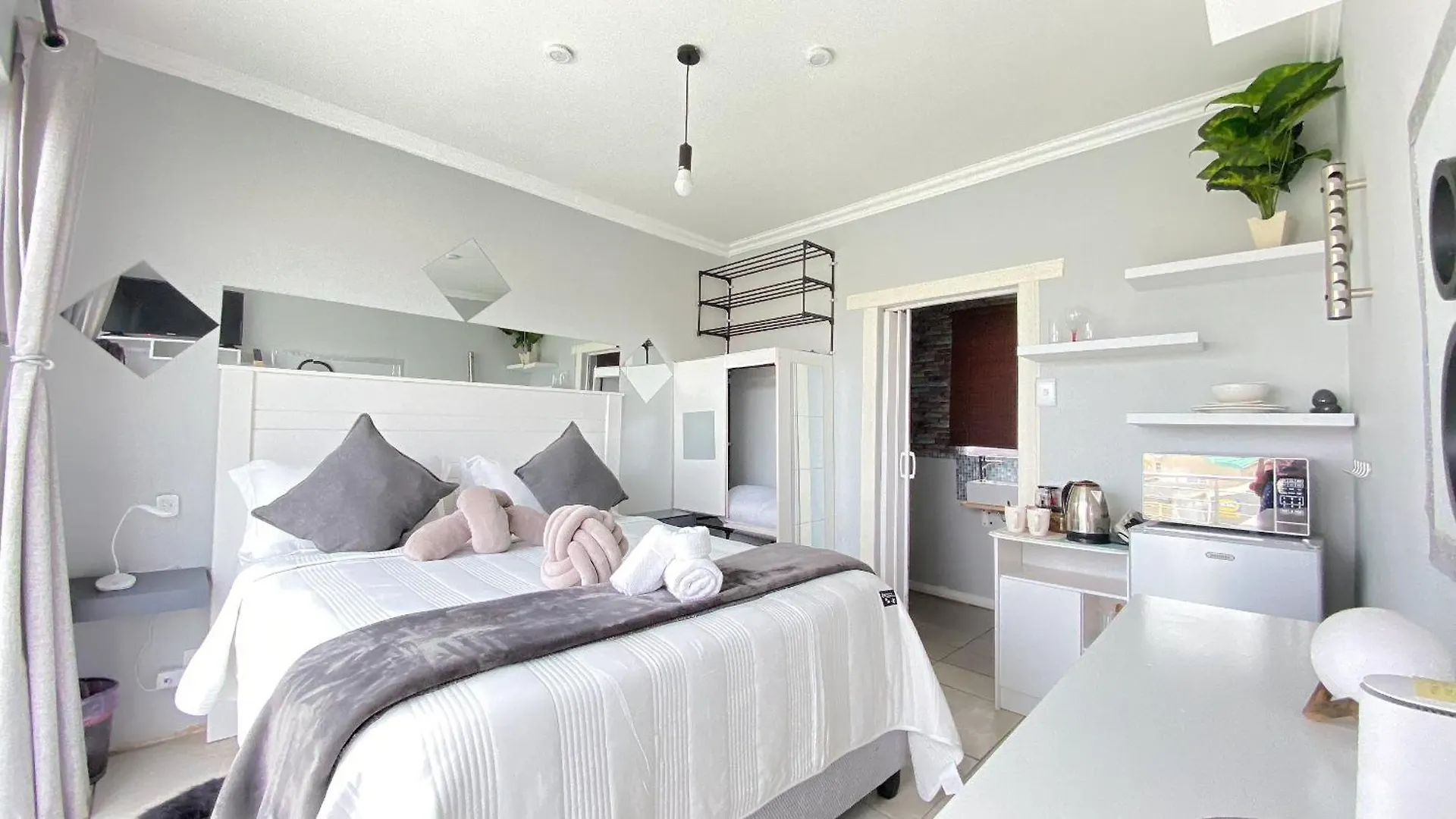 Guest house Kwaaamiii Hotel Cape Town South Africa