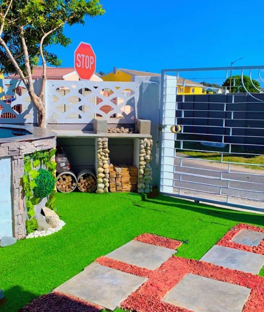 Kwaaamiii Hotel Cape Town Guest house