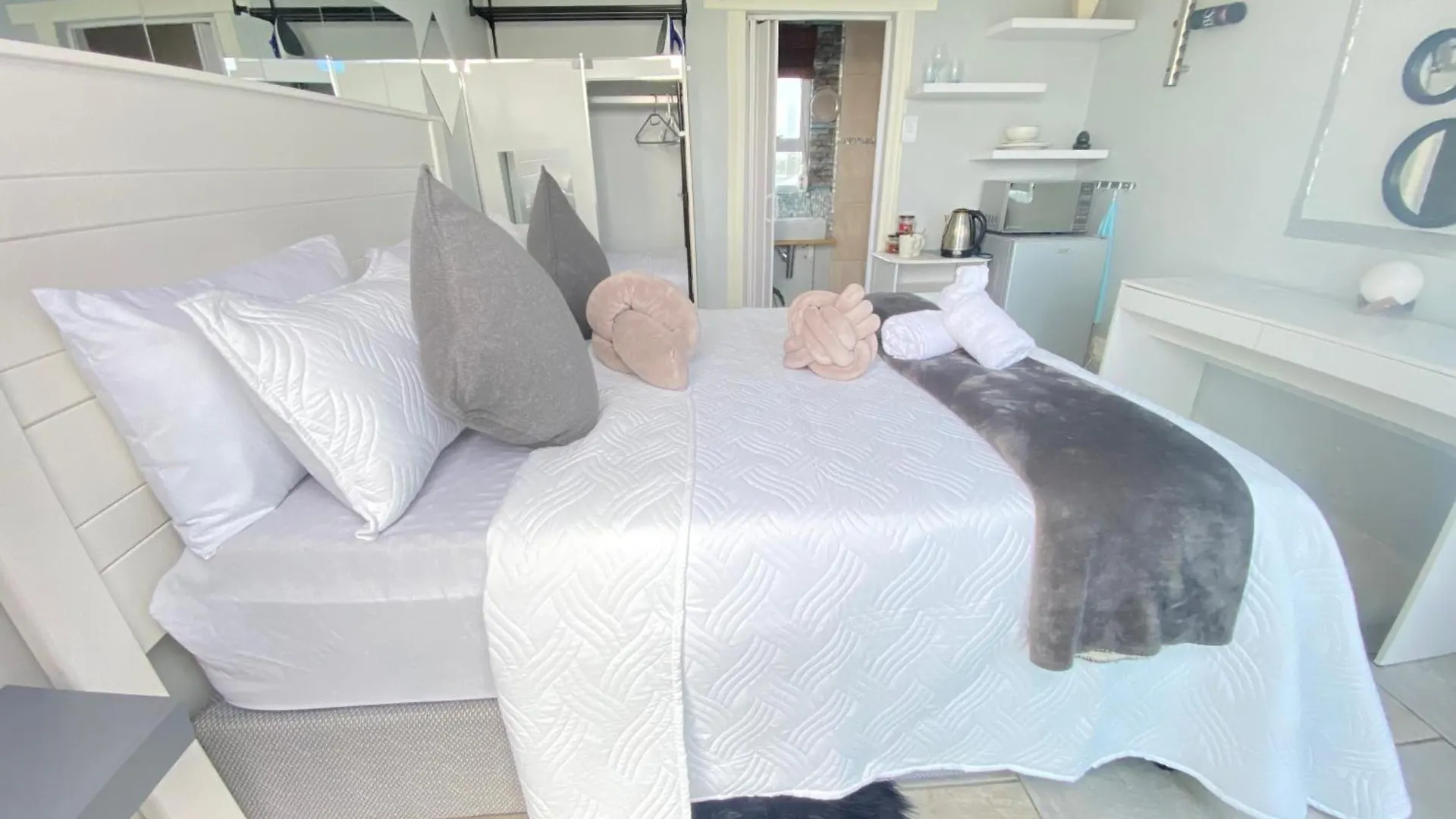 Guest house Kwaaamiii Hotel Cape Town South Africa